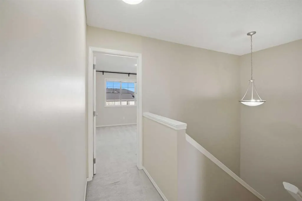 5 Taralake View NE