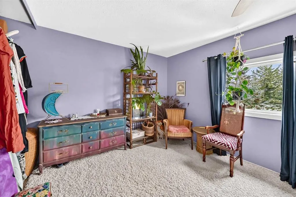 304 Cedar Crescent SW #12