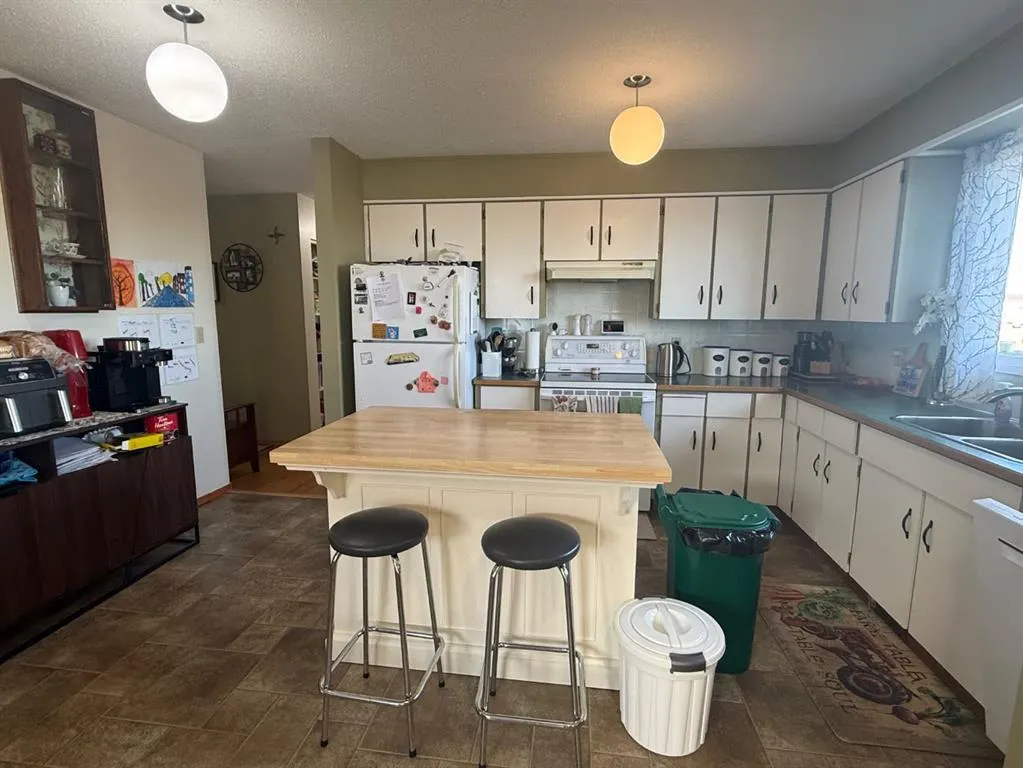 313 Nill Place