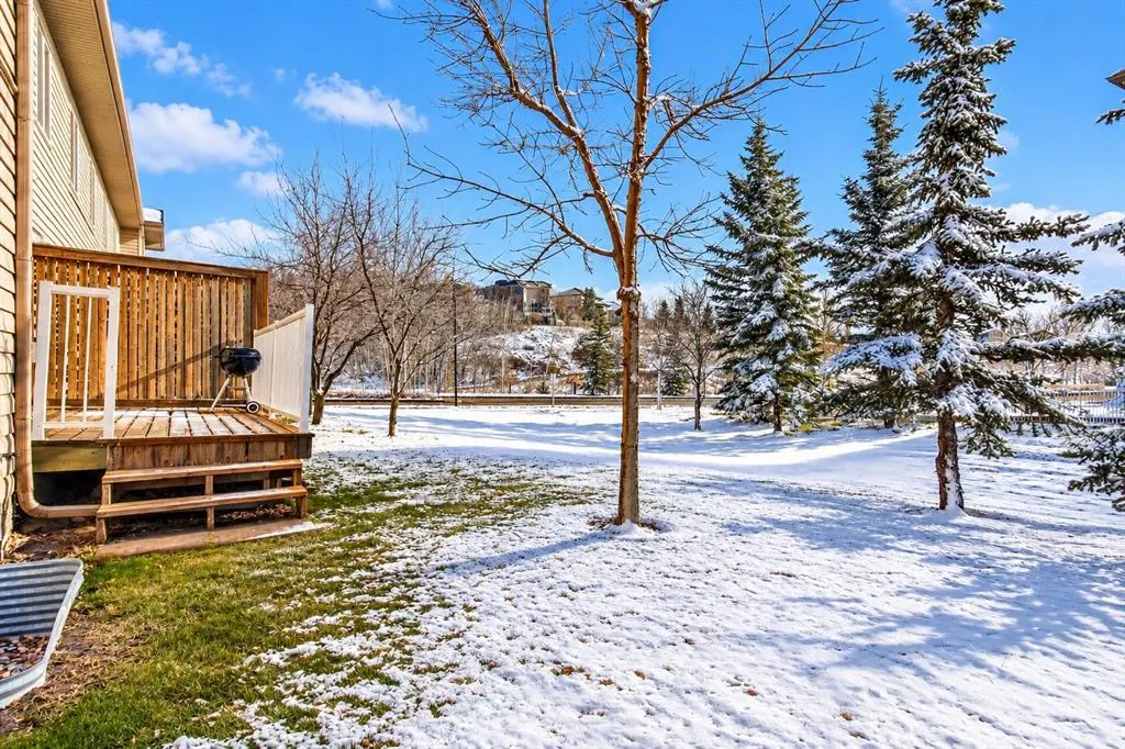 16 Citadel Meadow Gardens NW