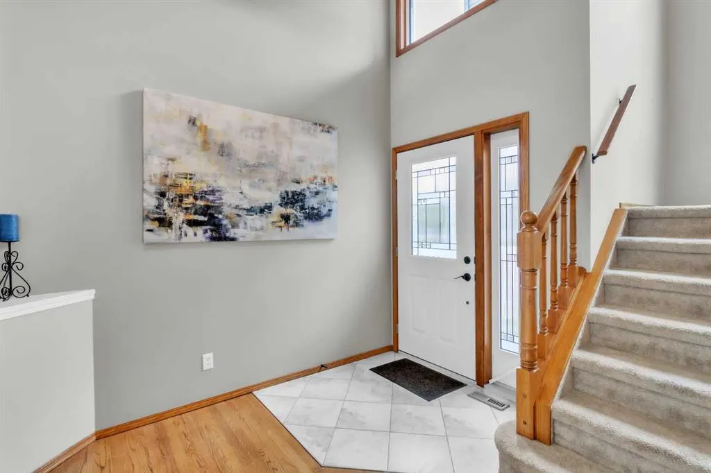 7 Tuscarora Point NW