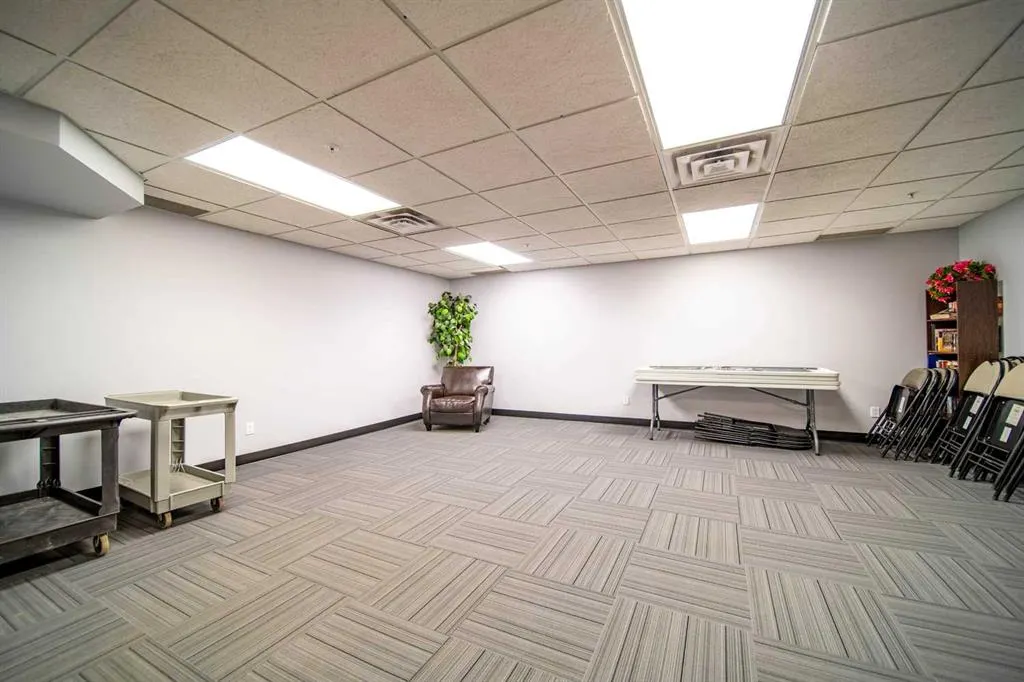 2609 11 Avenue #206