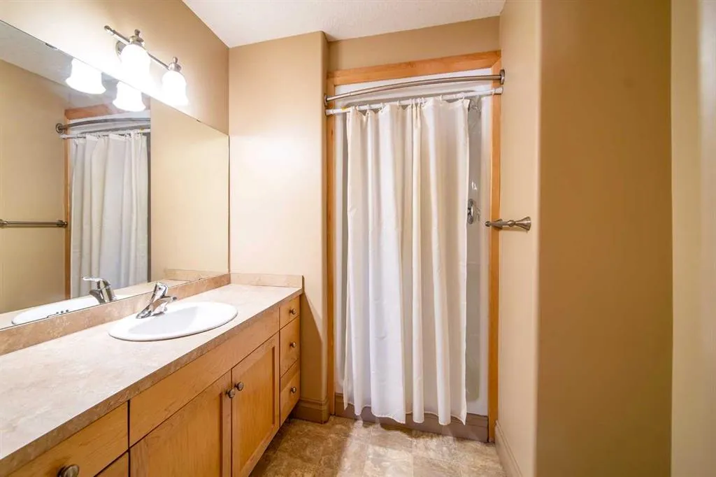 2609 11 Avenue #206