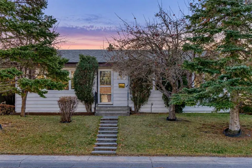 127 Marwood Circle NE