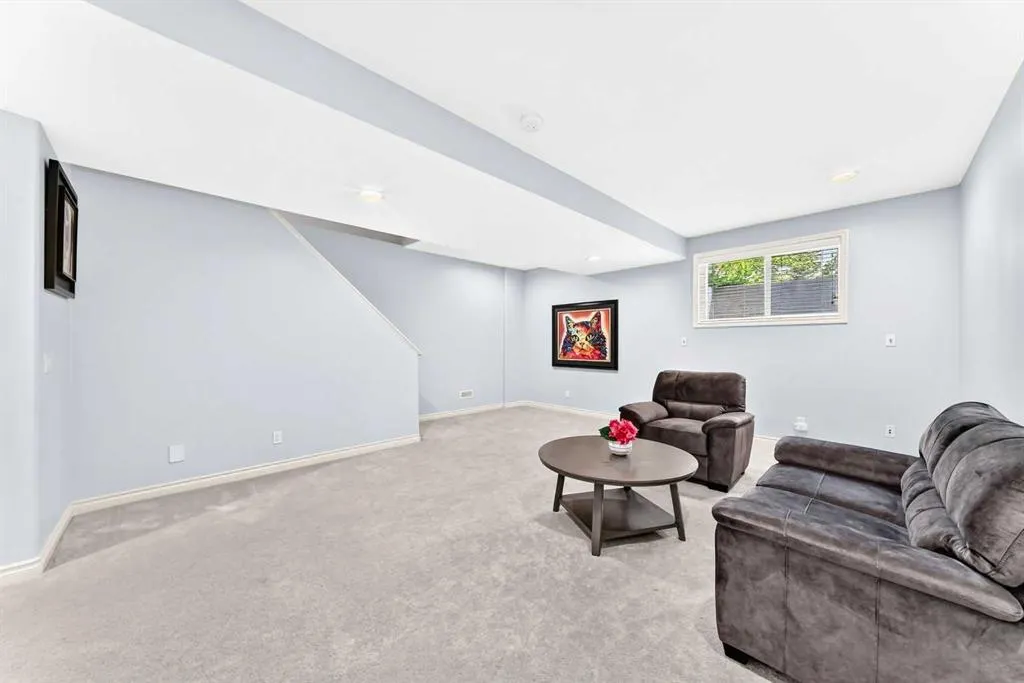30 Versailles Gate SW