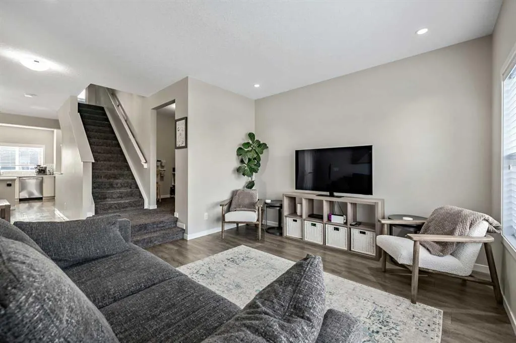 112 Masters Heights SE
