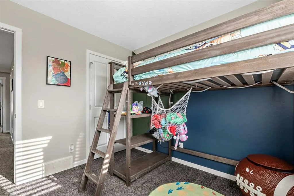 112 Masters Heights SE