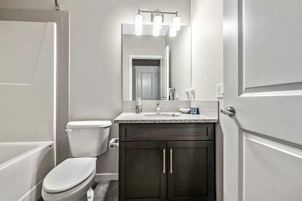 112 Masters Heights SE