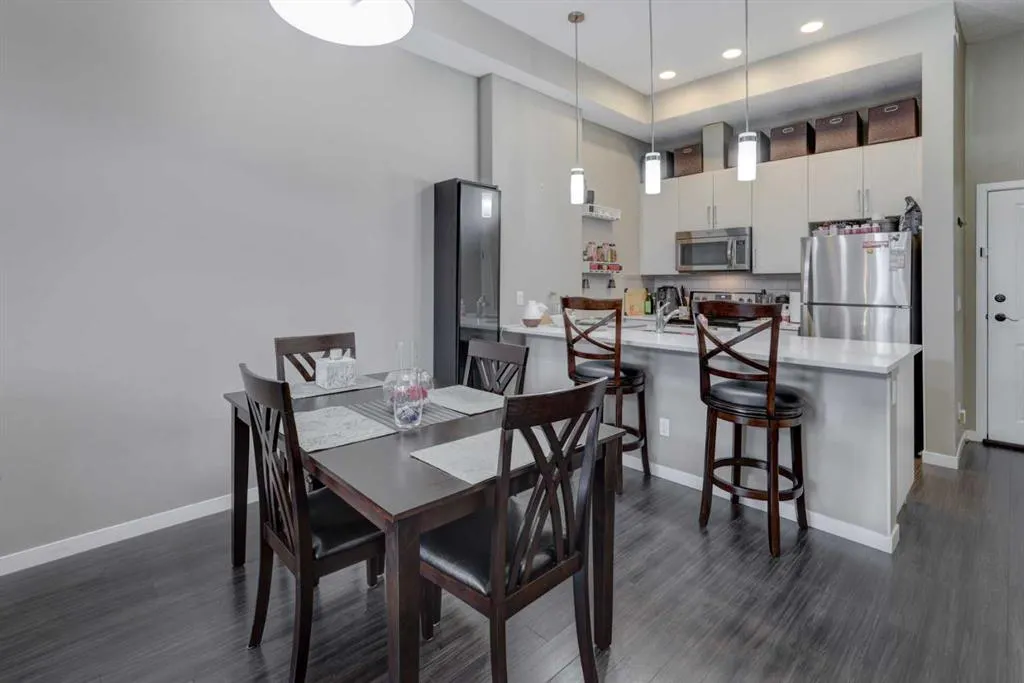10 Mahogany Mews SE #110