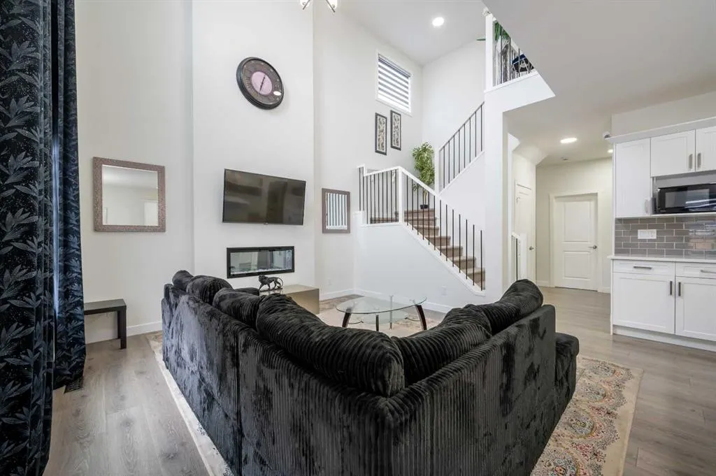 547 Clydesdale Way