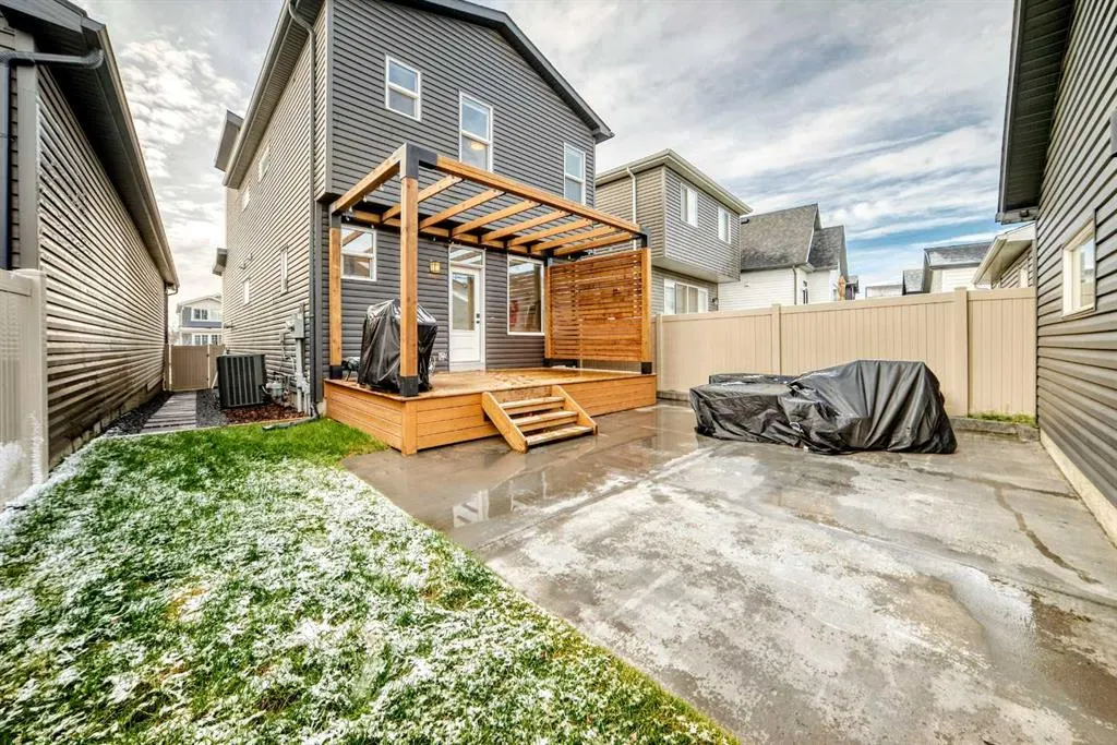 86 Haskayne Drive NW