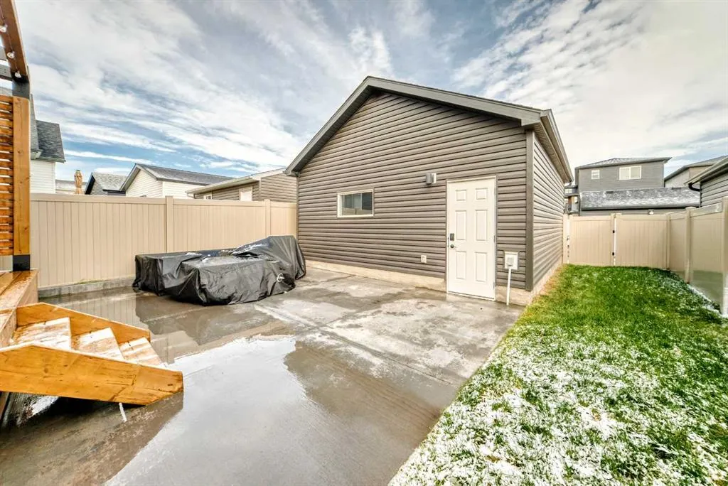 86 Haskayne Drive NW
