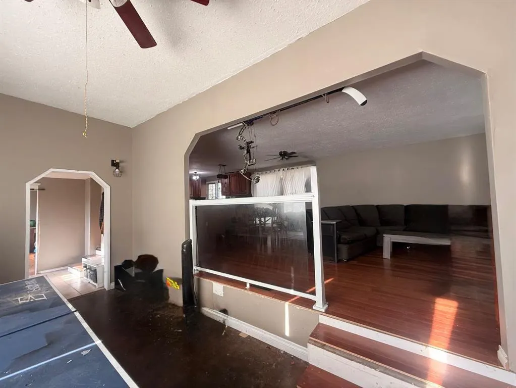 130048 TOWNSHIP ROAD 594