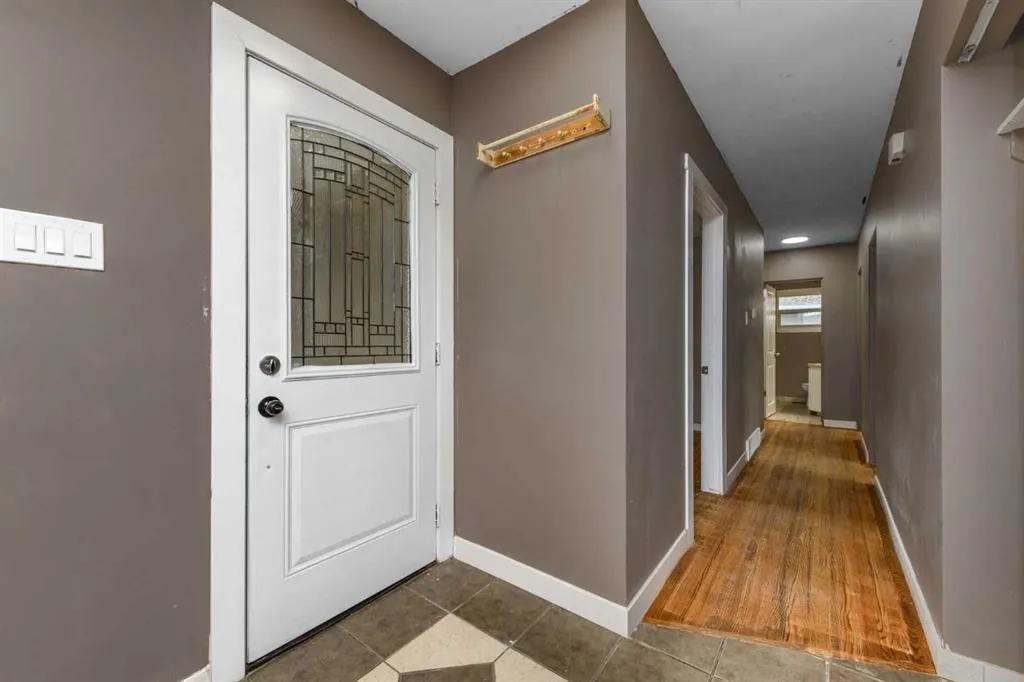 4 Cheyenne Crescent NW