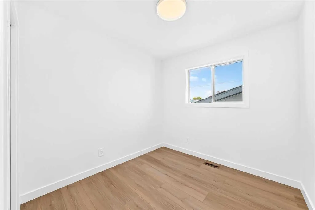 68 Erin Park Drive SE