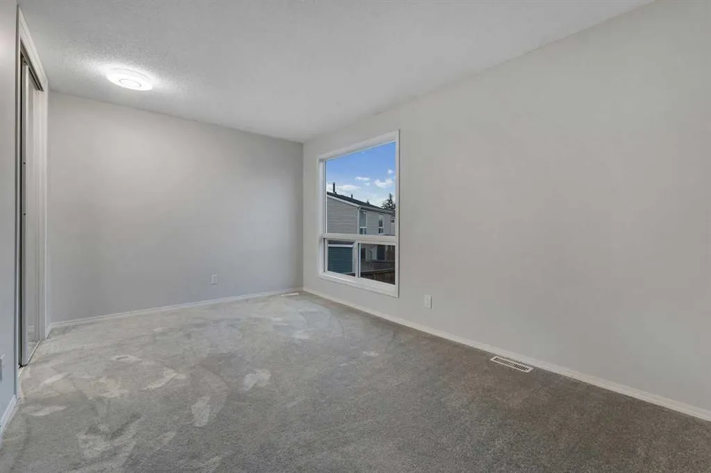 5425 Pensacola Crescent SE #33