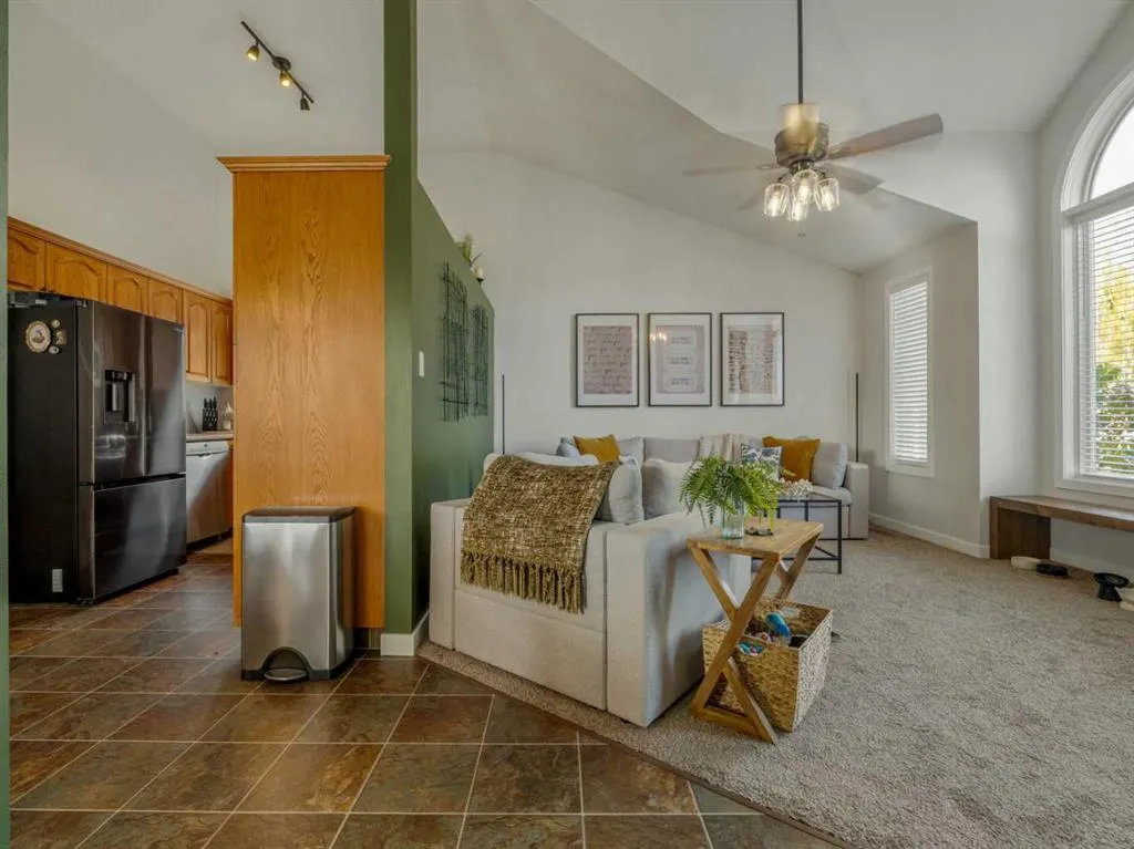 55 Assiniboia Road W