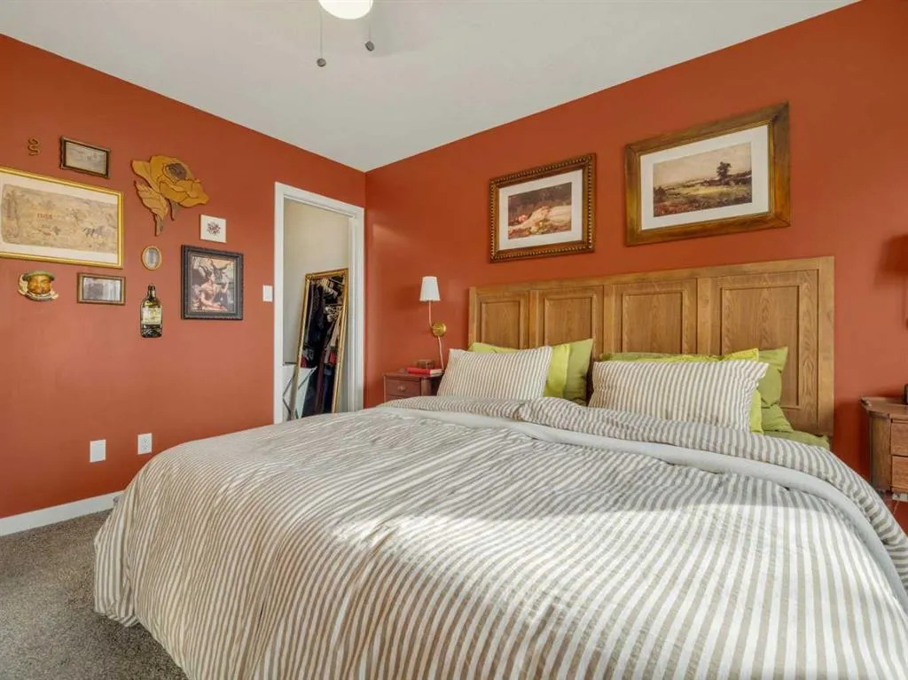 55 Assiniboia Road W