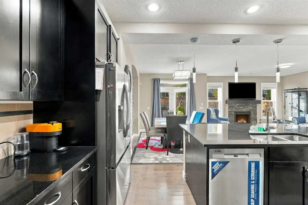 65 Sage Bank Crescent NW