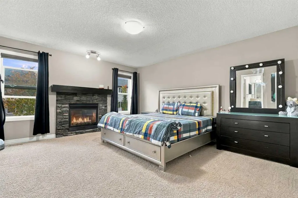 65 Sage Bank Crescent NW