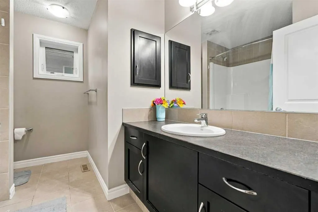 65 Sage Bank Crescent NW