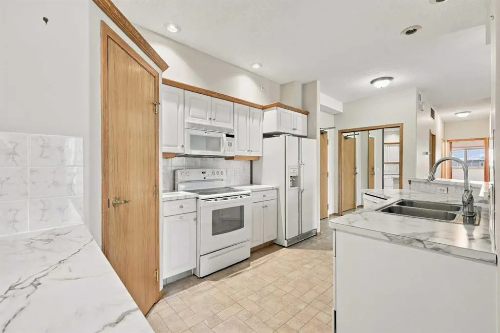 4805 45 Street #431
