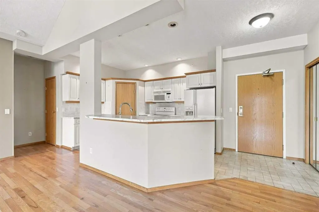 4805 45 Street #431