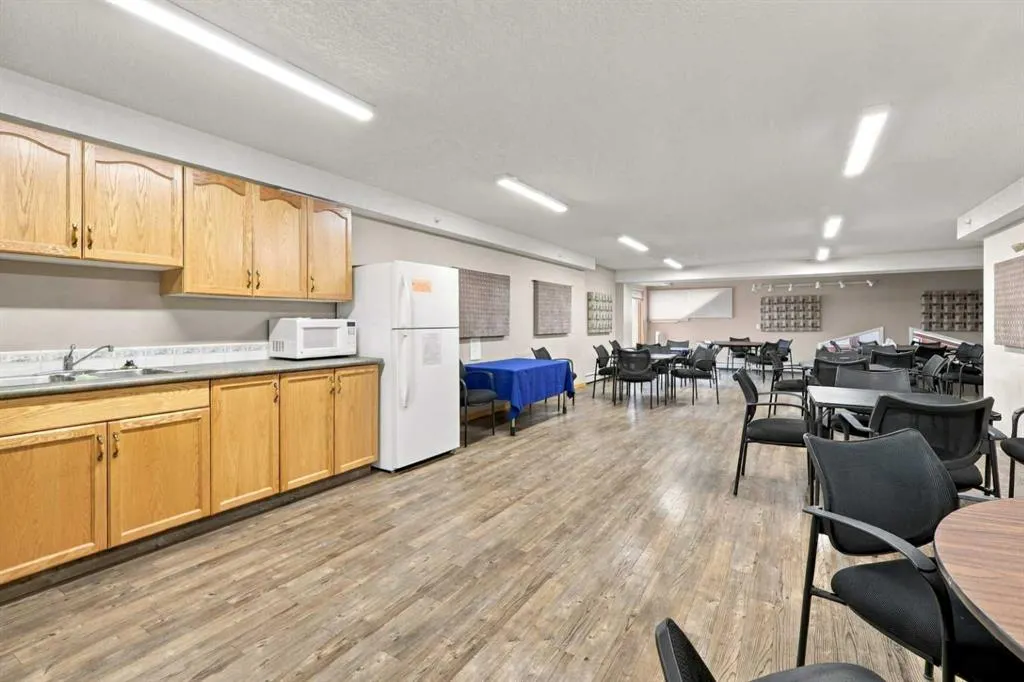 4805 45 Street #431