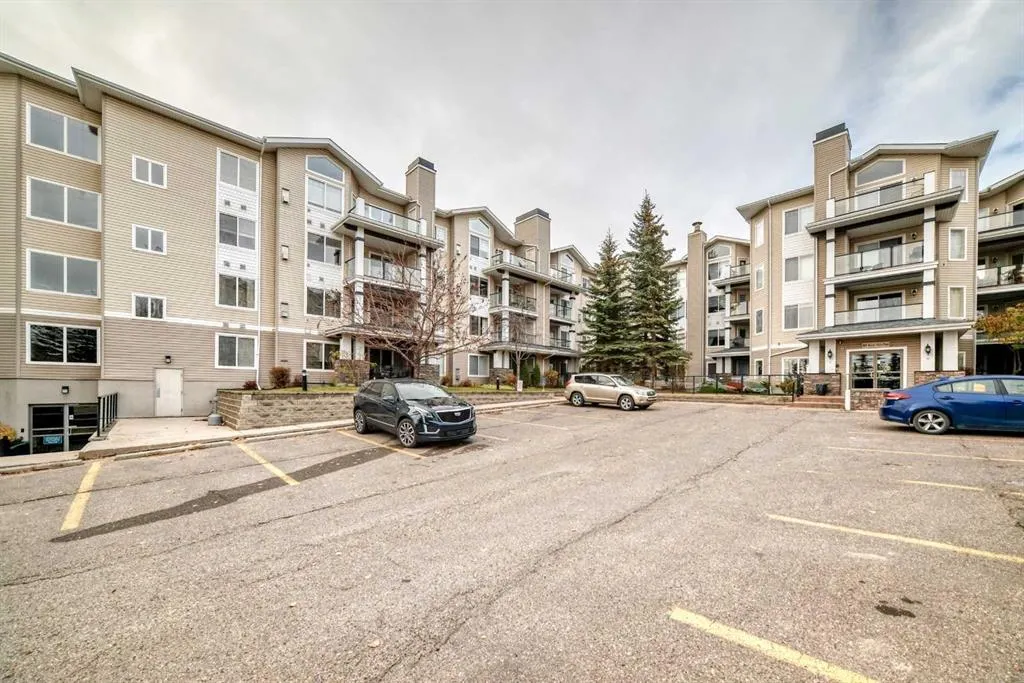 369 Rocky Vista Park NW #302