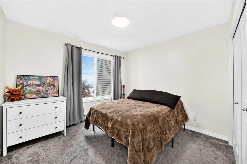 369 Rocky Vista Park NW #302