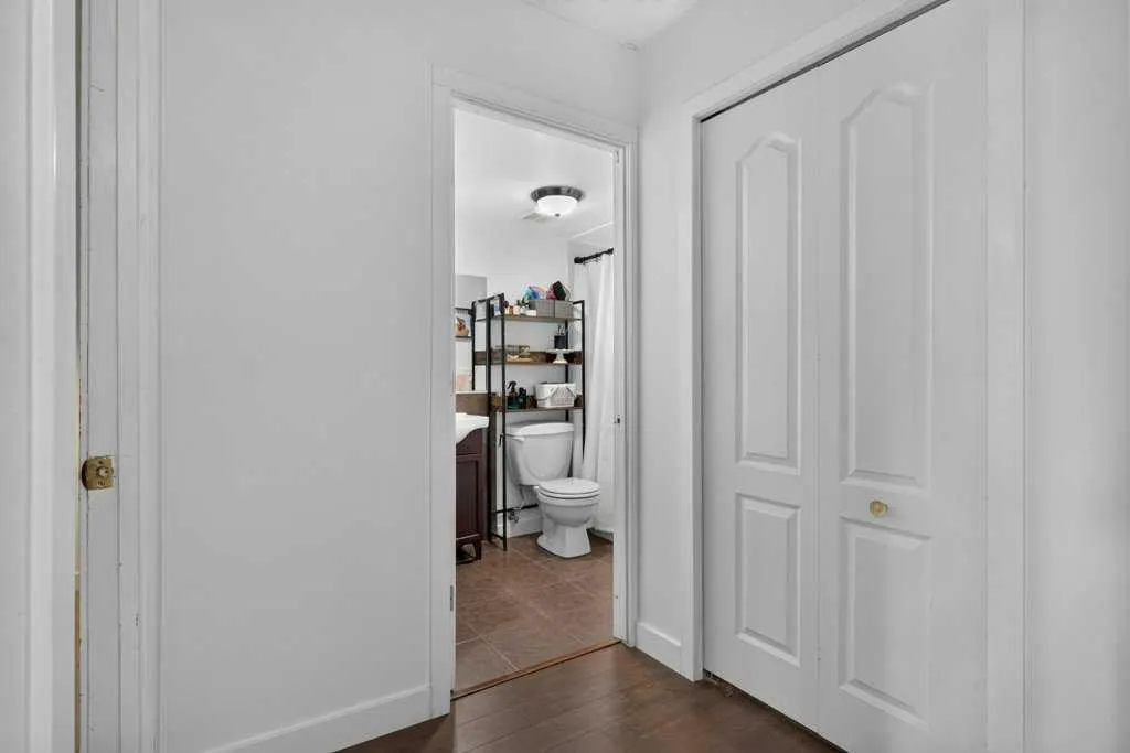 1616 8 Avenue NW #322