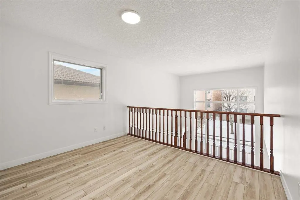 78 Hamptons Circle NW