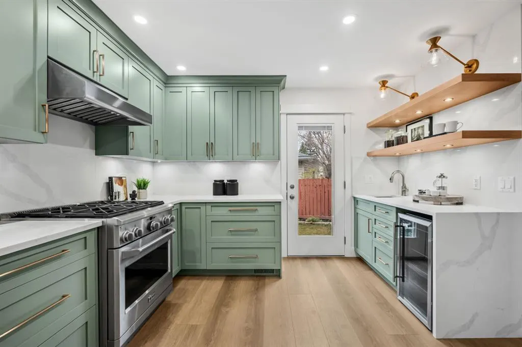 163 Lake Arrow Green SE