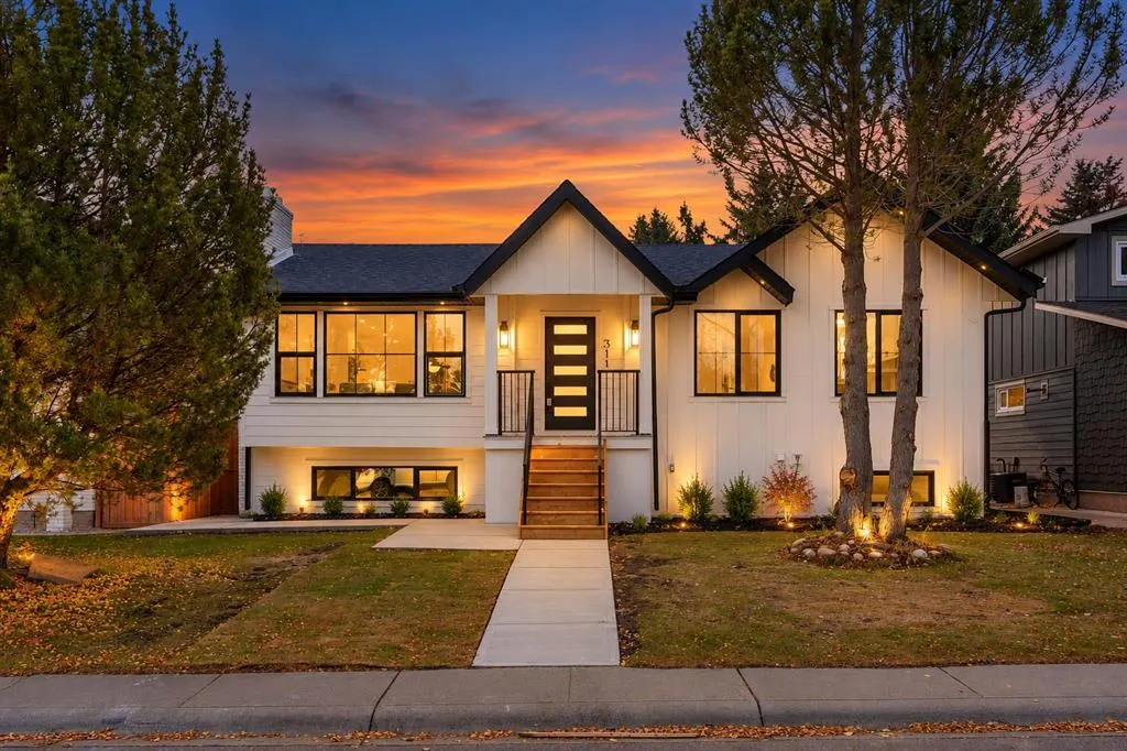 311 Parkglen Crescent SE