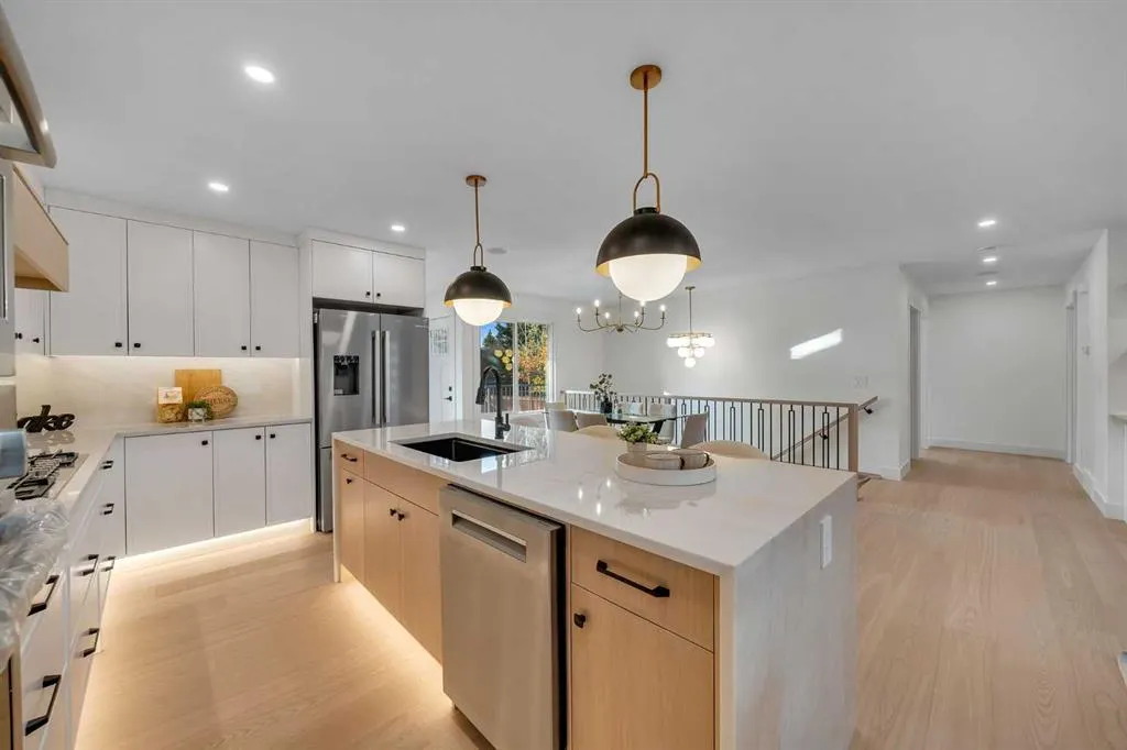 311 Parkglen Crescent SE