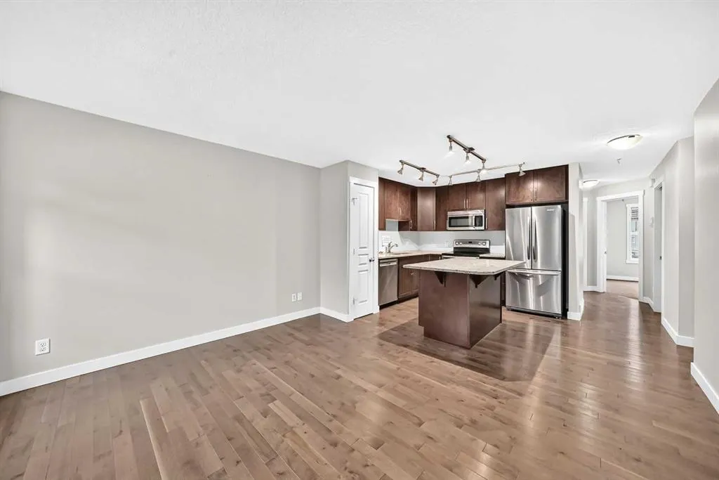 1042 Mckenzie Towne Villas SE