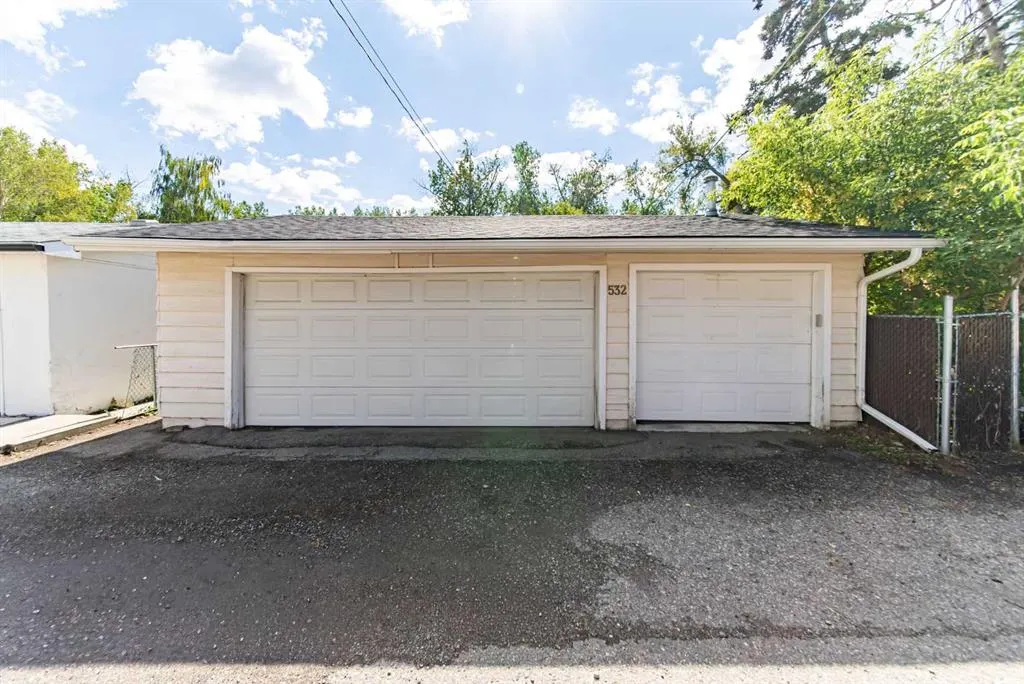532 Willow Park Drive SE