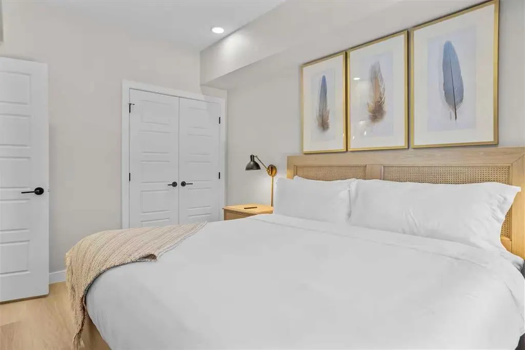 200 2nd Avenue #2216