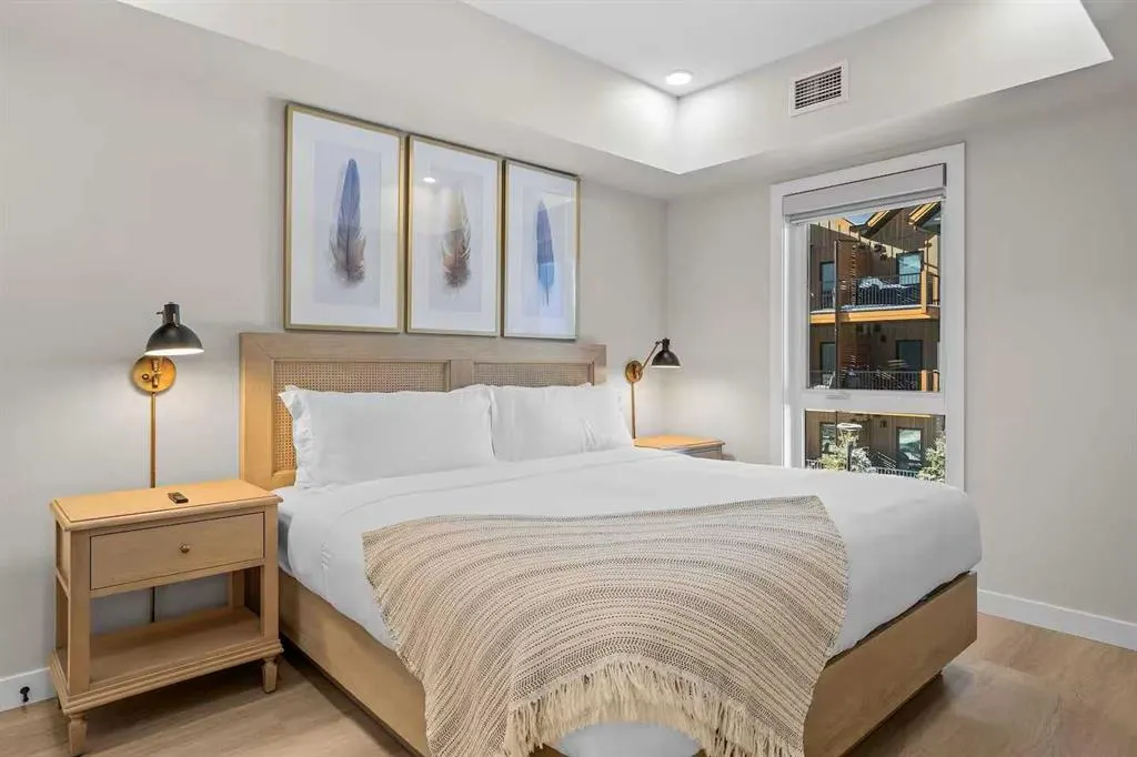 200 2nd Avenue #2216