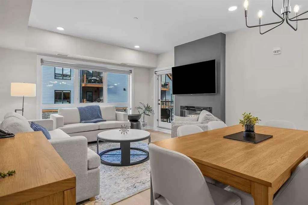 200 2nd Avenue #2216