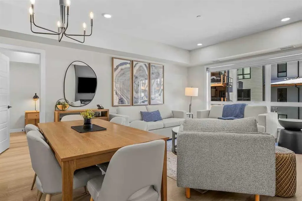 200 2nd Avenue #2216