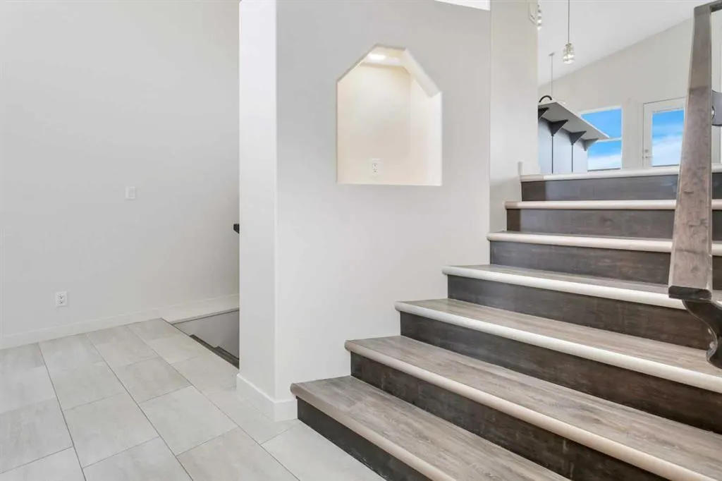 37 Valmont Street