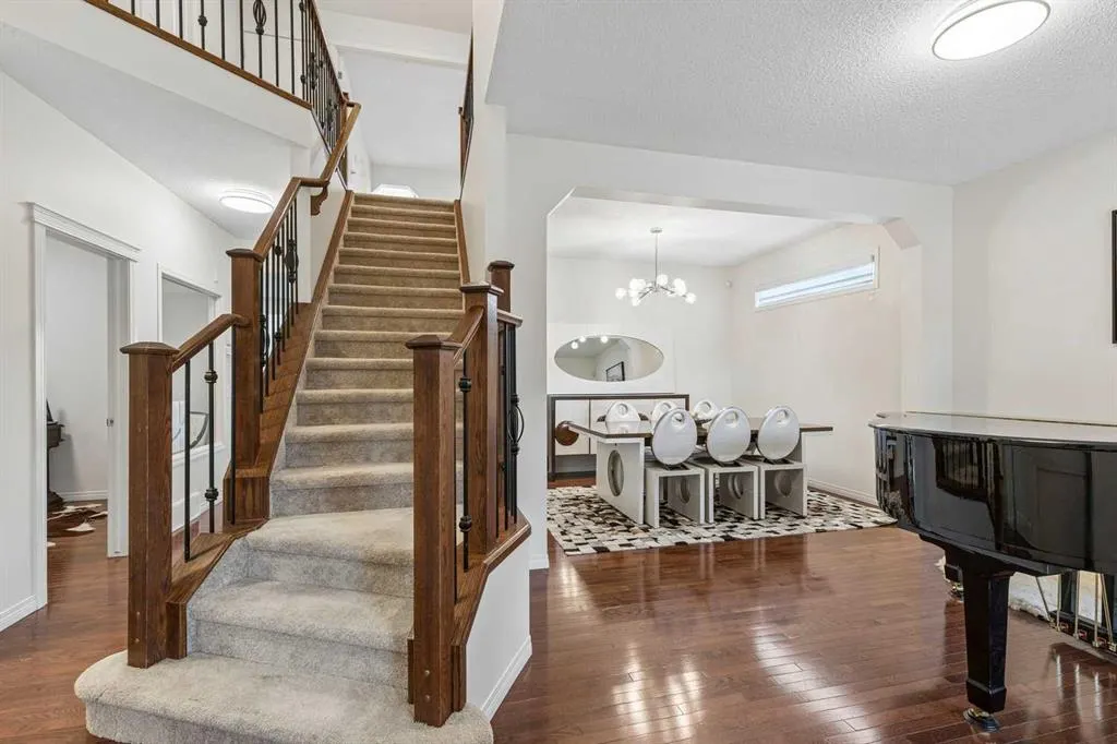 142 Kincora Point NW
