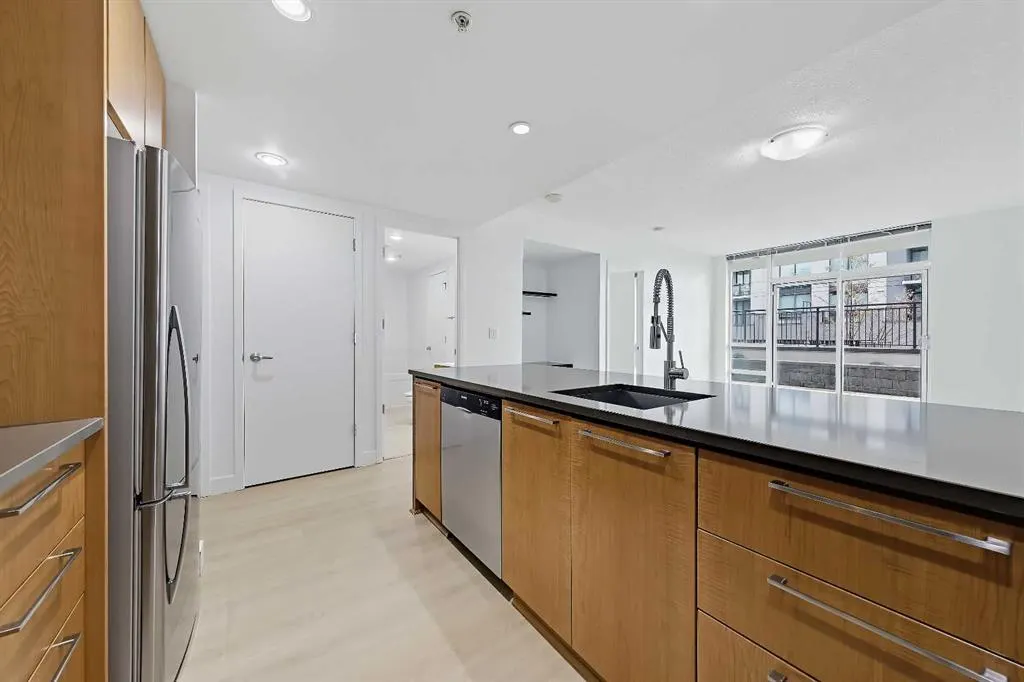 1118 12 Avenue SW #305