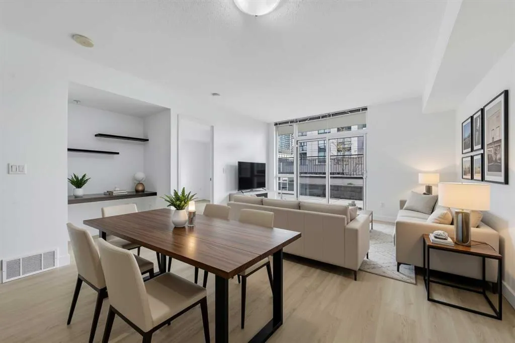 1118 12 Avenue SW #305