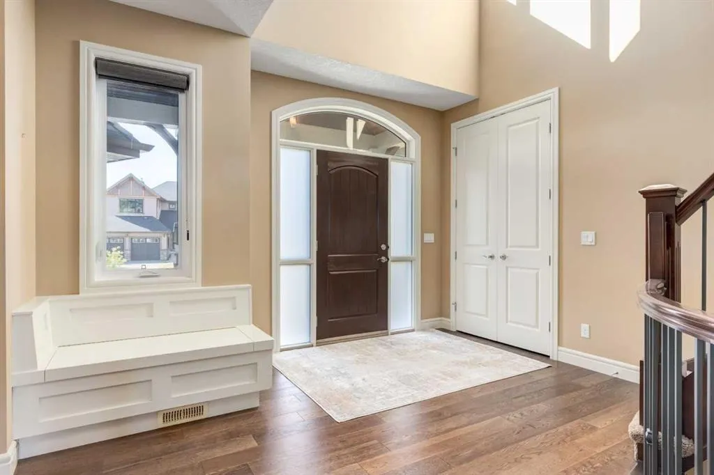 206 Waterside Court