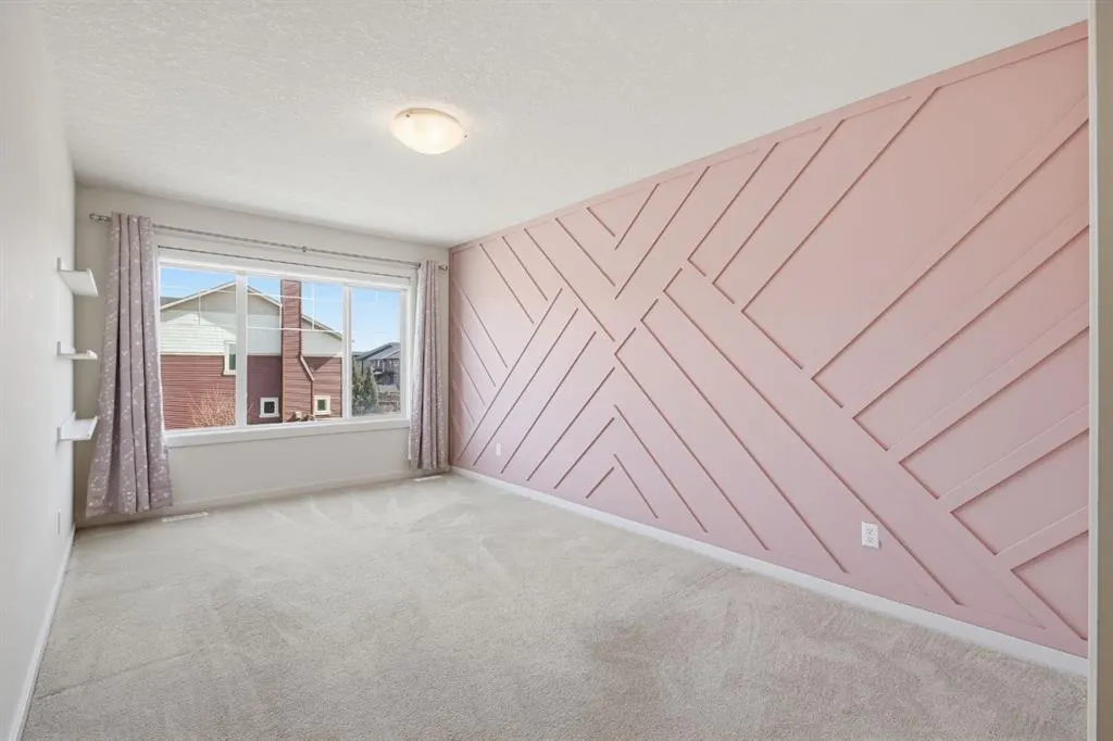 101 Evansborough Green NW