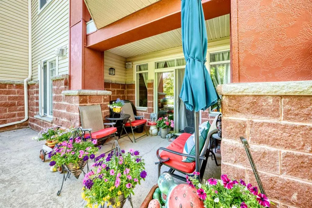 156 Country Village Circle NE #115