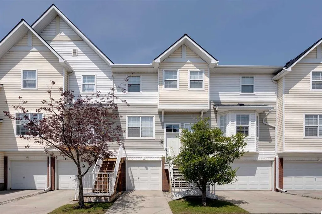 180 Prestwick Acres Lane SE