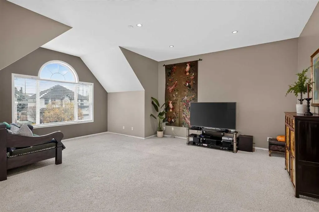 110 Lakeview Shores